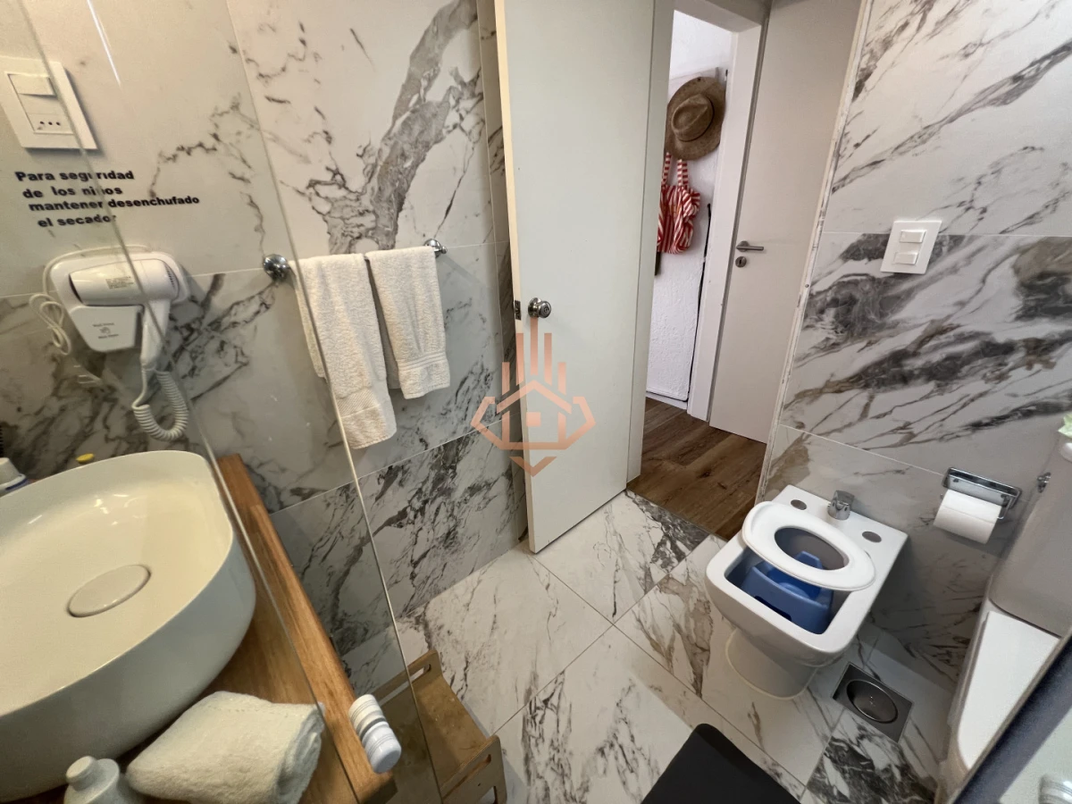 casa en venta en brava, aidy grill, punta del este