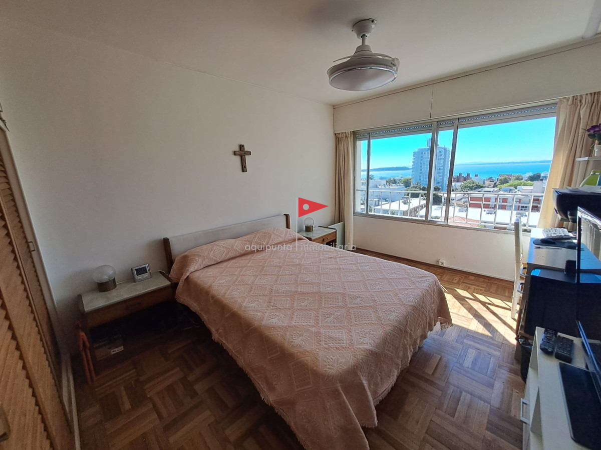 Apartamento ID.251 - peninsula en venta 1 dormitorio y medio