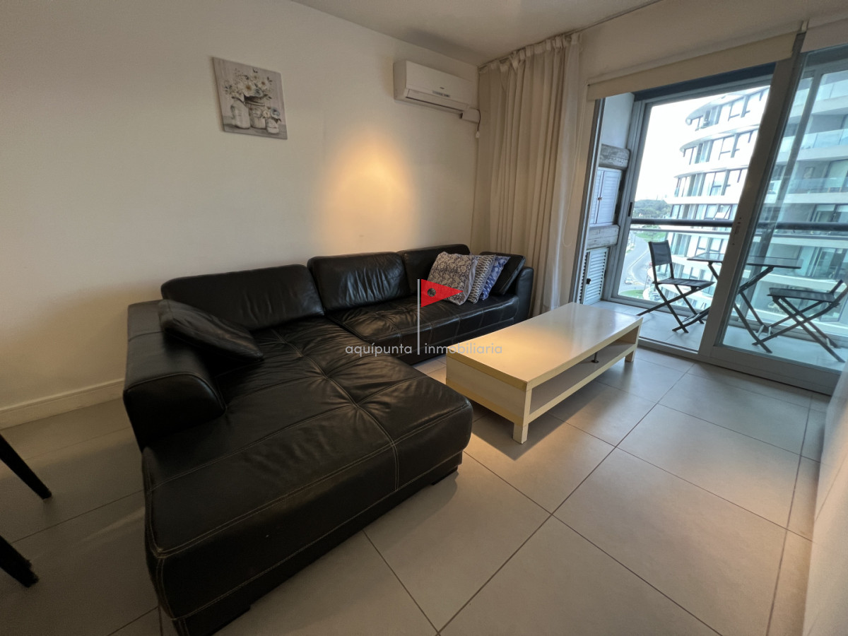 Apartamento ID.249 - Apartamento de 2 dormitorios 2 baños, en venta. Parrillero.