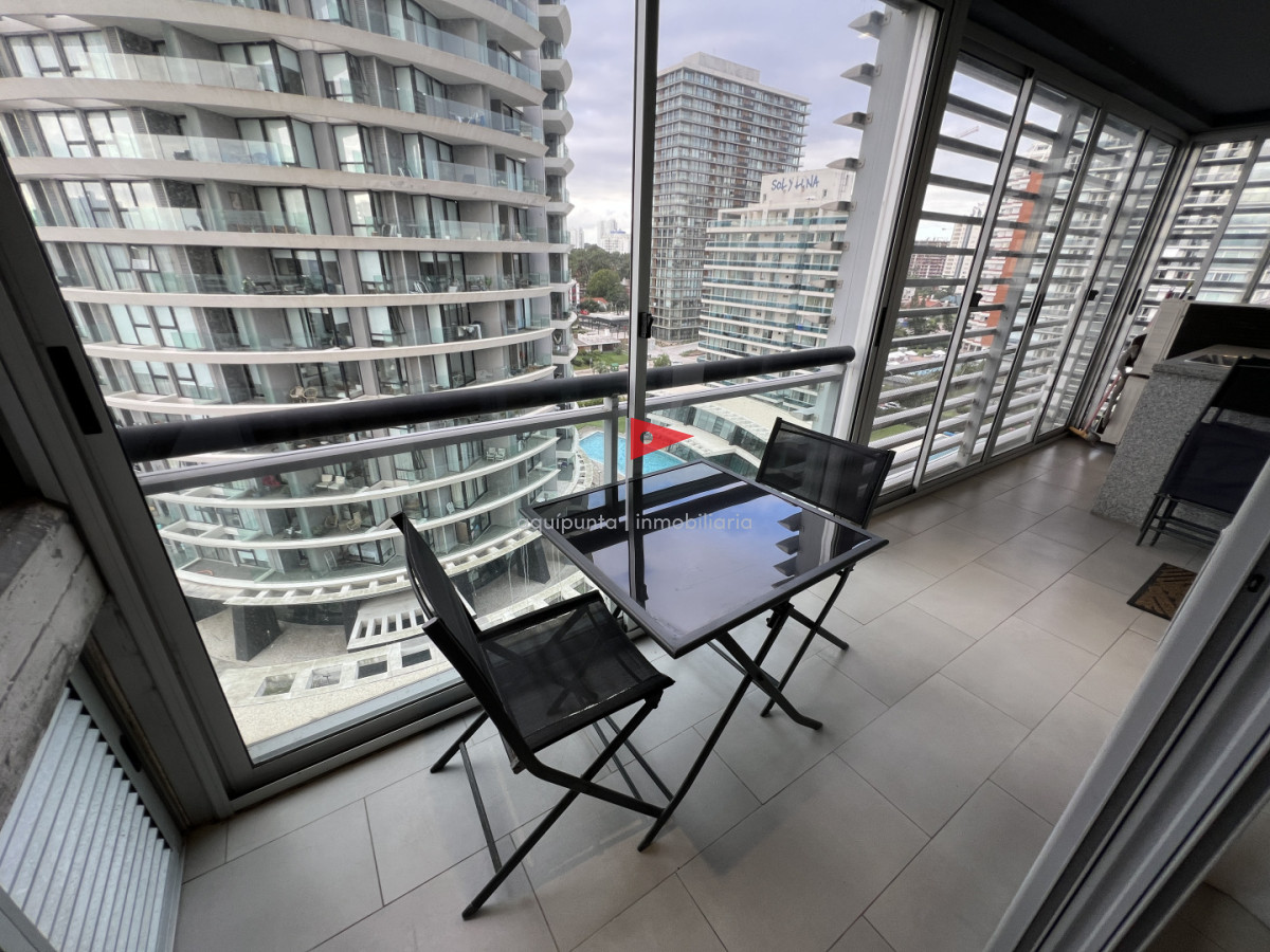 Apartamento ID.249 - Apartamento de 2 dormitorios 2 baños, en venta. Parrillero.