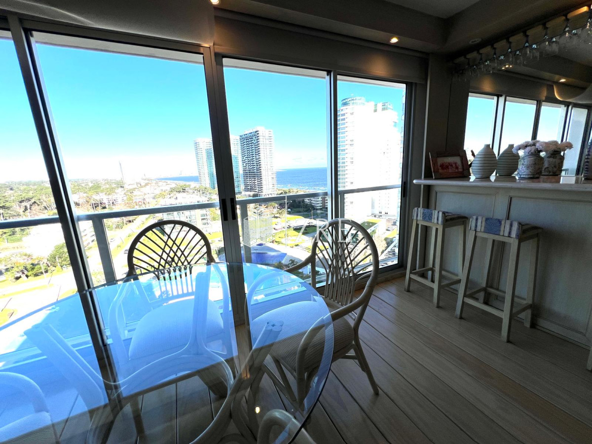 Apartamento ID.1030 - Venta apartamento 3 dormitorio en Mansa, Punta del Este