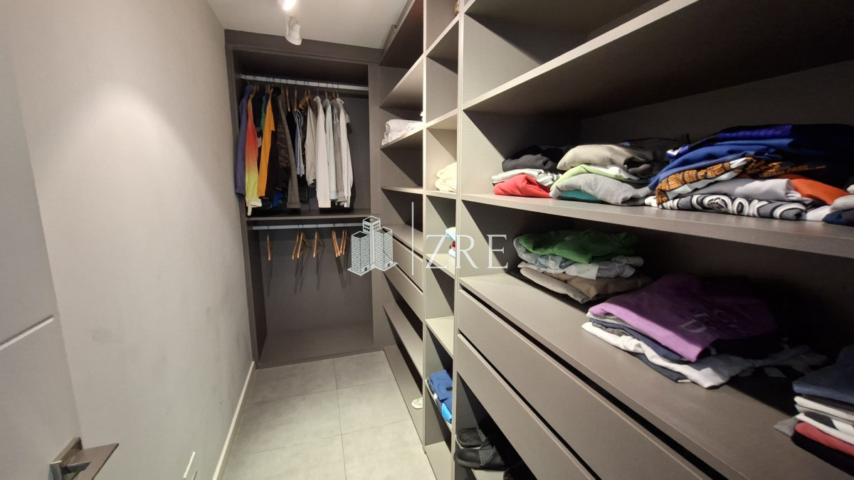 Apartamento ID.1032 - Venta apartamento 3 dormitorio en primera linea mansa, Punta del Este