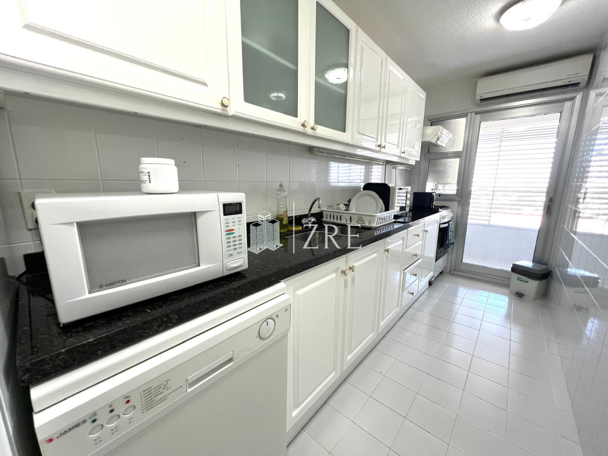 Apartamento ID.1030 - Venta apartamento 3 dormitorio en Mansa, Punta del Este