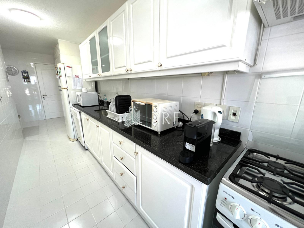 Apartamento ID.1030 - Venta apartamento 3 dormitorio en Mansa, Punta del Este
