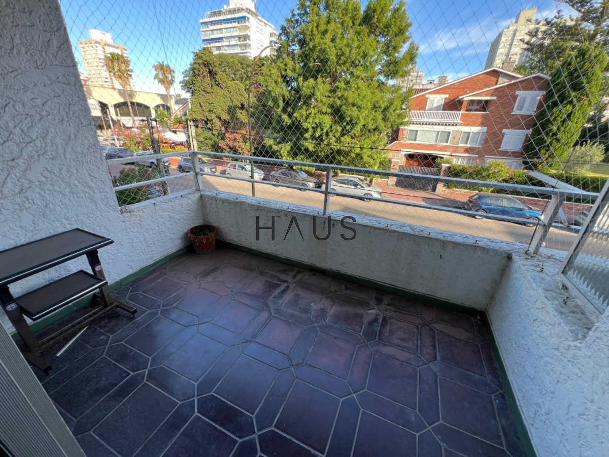 Apartamento ID.523 - peninsula, en venta apartamento 1 dormitorio y 1/2 