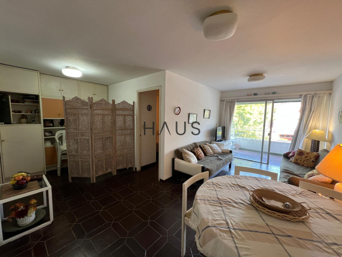 Apartamento ID.523 - peninsula, en venta apartamento 1 dormitorio y 1/2 