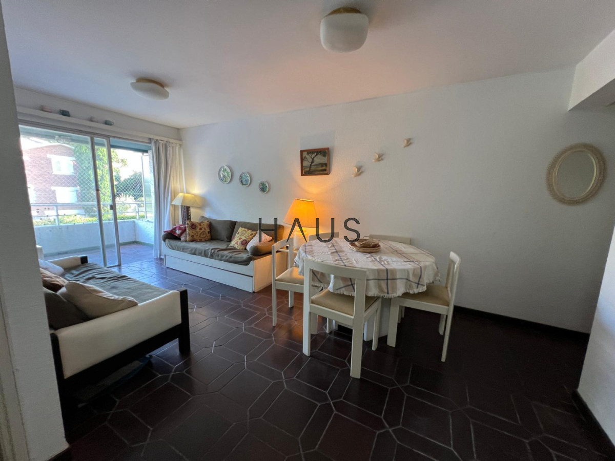 Apartamento ID.523 - peninsula, en venta apartamento 1 dormitorio y 1/2 