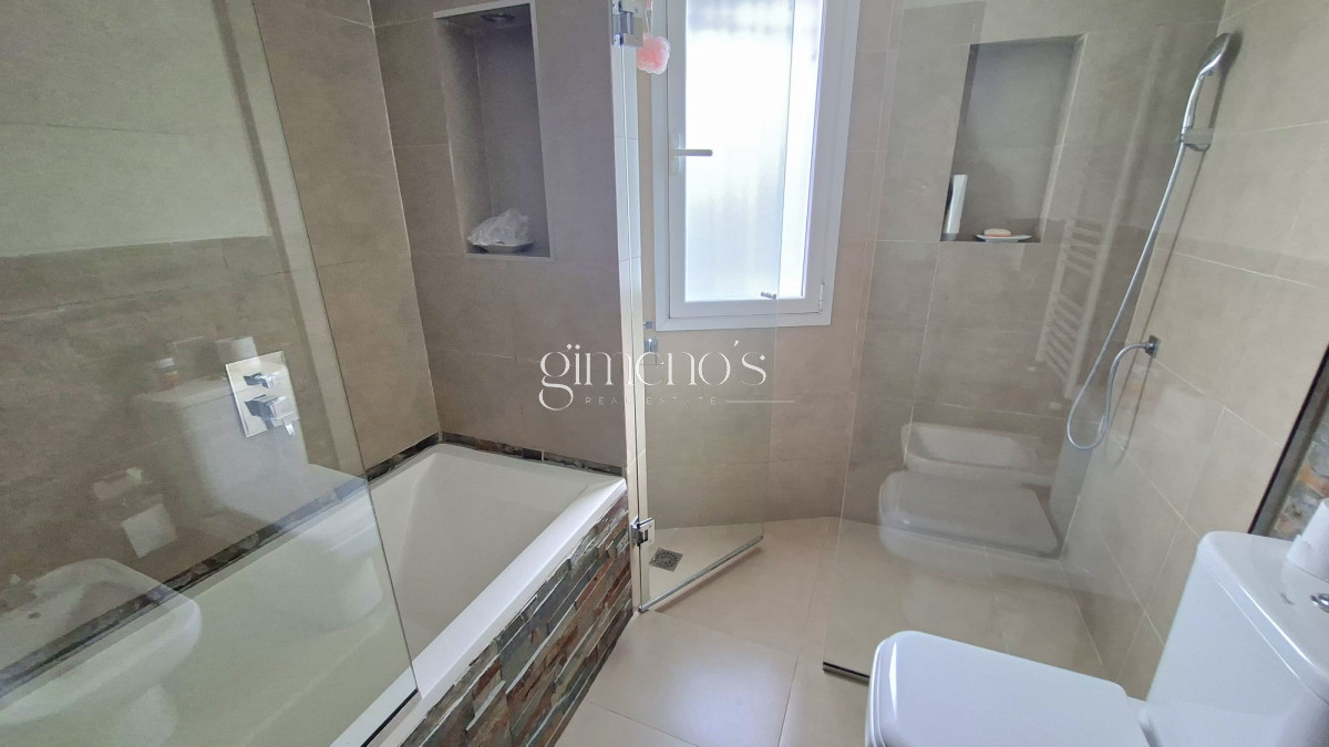 Casa ID.1198 - Casa en Venta 8 Dormitorios - Punta del este - Lugano