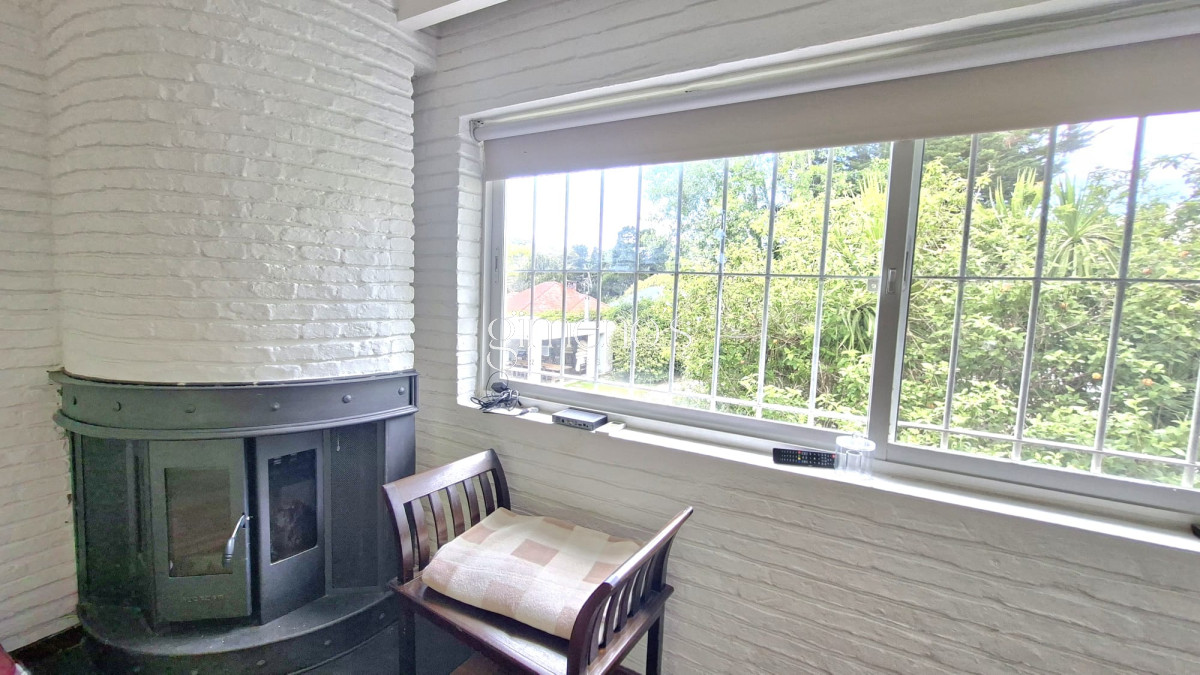Casa ID.1198 - Casa en Venta 8 Dormitorios - Punta del este - Lugano