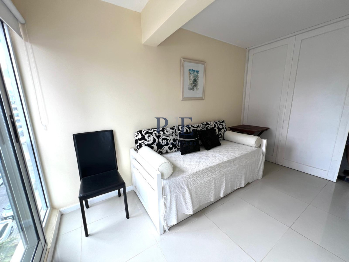 Apartamento en venta frente al mar. En península.  - Imagen 4