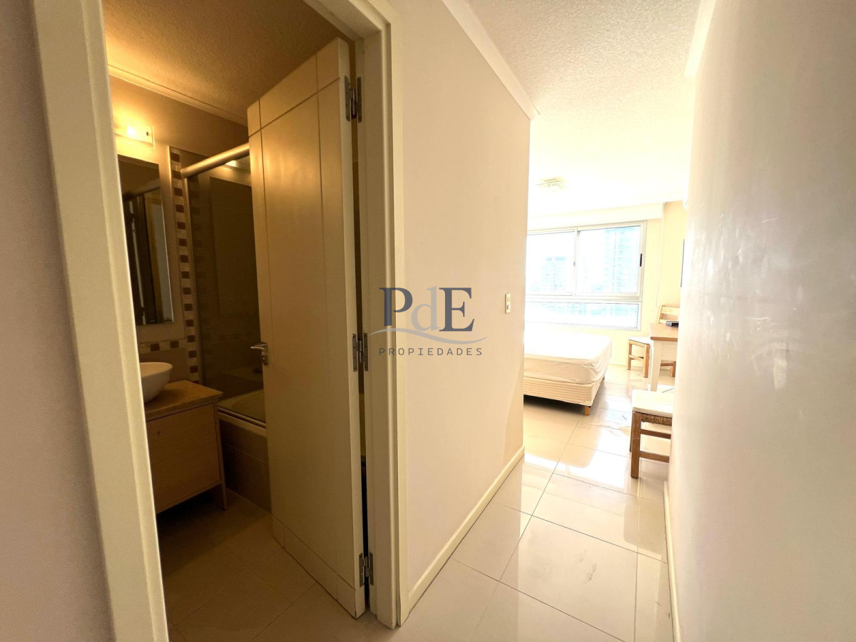 Apartamento en venta de 3 dormitorios 3 baños en Punta del Este - Imagen 16