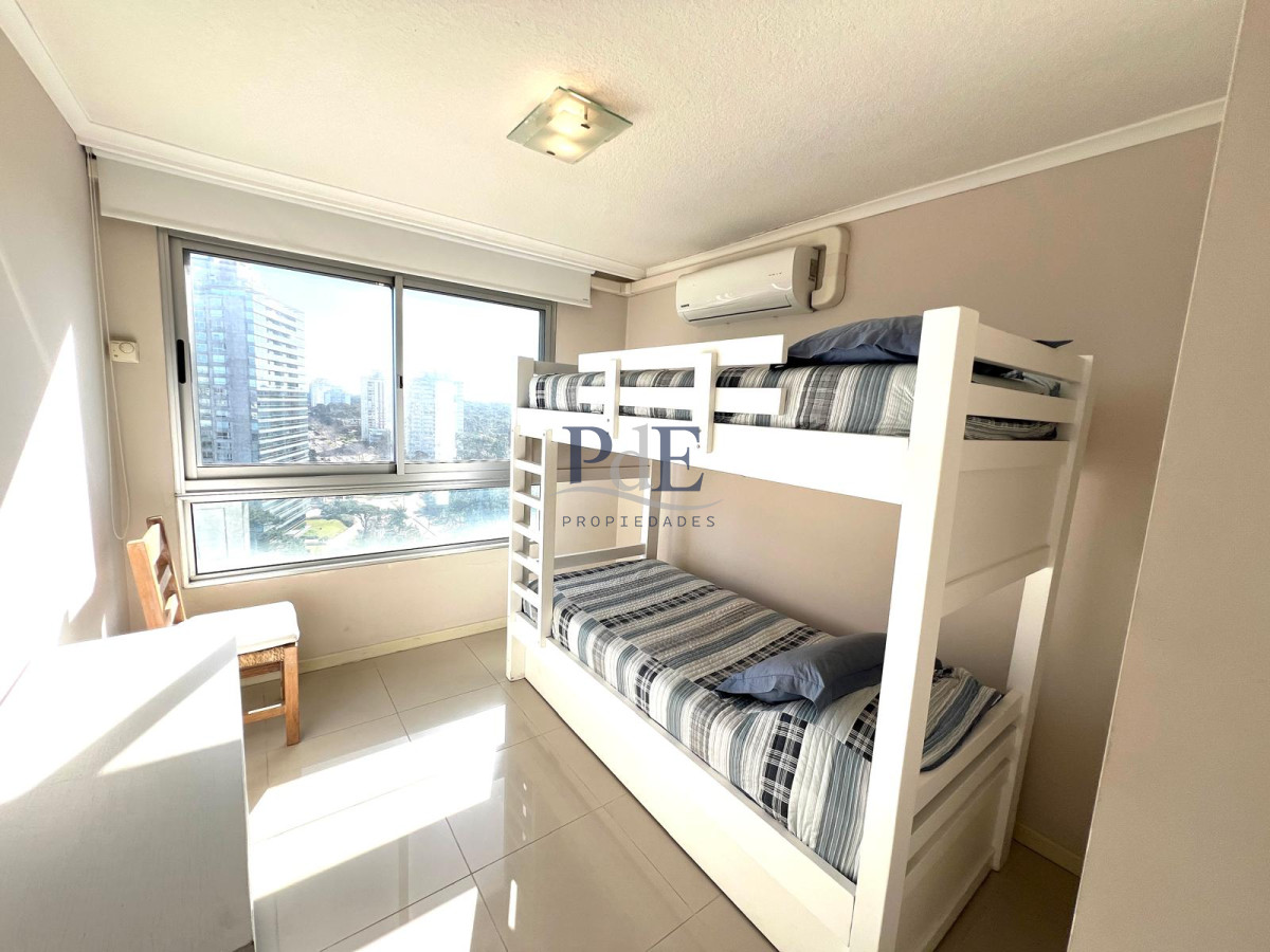 Apartamento en venta de 3 dormitorios 3 baños en Punta del Este - Imagen 25