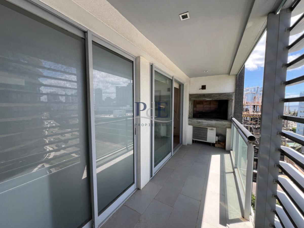 Apartamento de 2 dormitorios 2 baños en venta - Punta del Este - Imagen 11