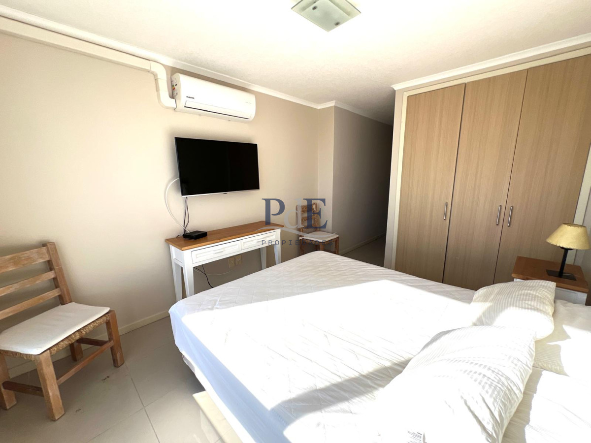 Apartamento en venta de 3 dormitorios 3 baños en Punta del Este - Imagen 18