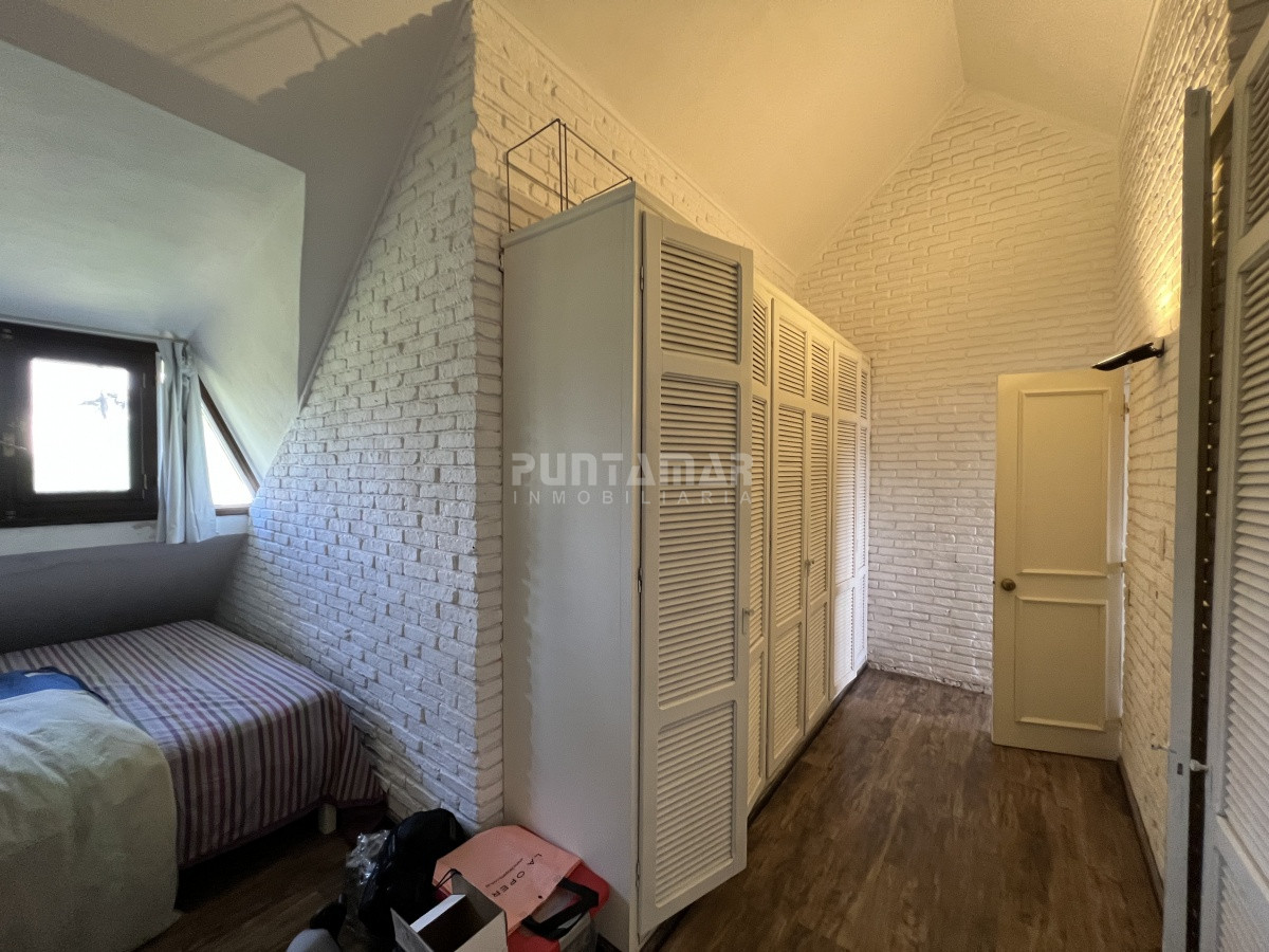 Casa ID.213102 - mansa parada 8 reciclada