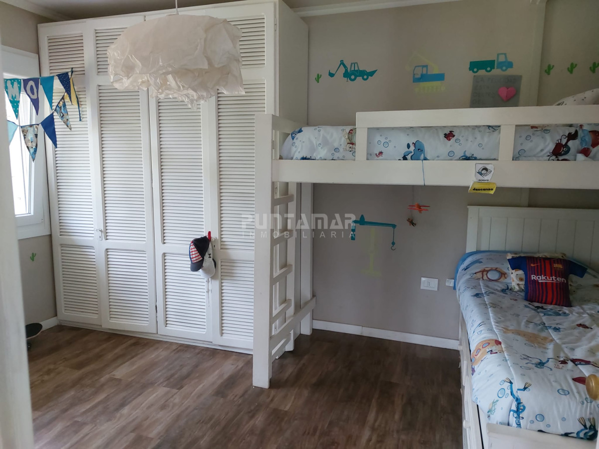 Casa ID.213102 - mansa parada 8 reciclada