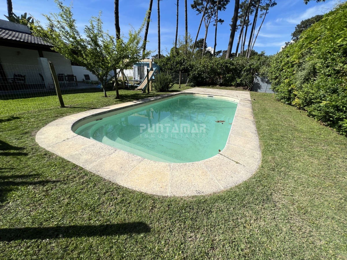 Casa ID.213102 - mansa parada 8 reciclada