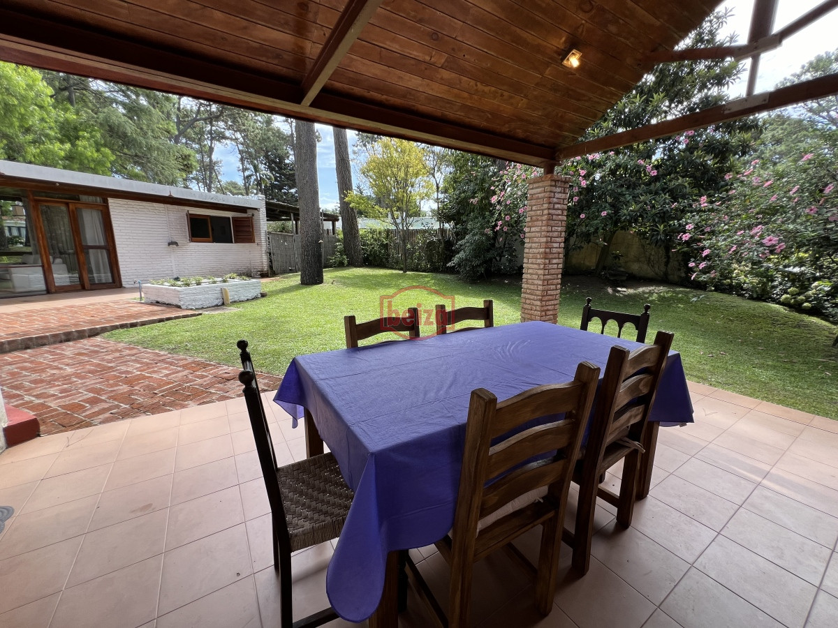 Casa ID.166543/CASA-EN-PROPIEDAD-HORIZONTAL,-EN-ZONA-DE-TIO-TOM - Casa en Lugano - Punta del Este