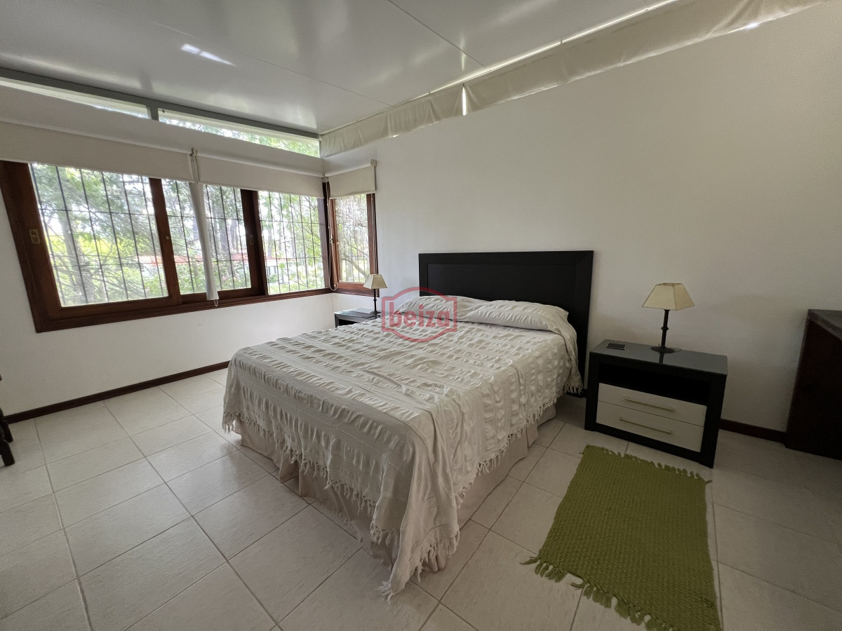 Casa ID.166543/CASA-EN-PROPIEDAD-HORIZONTAL,-EN-ZONA-DE-TIO-TOM - Casa en Lugano - Punta del Este