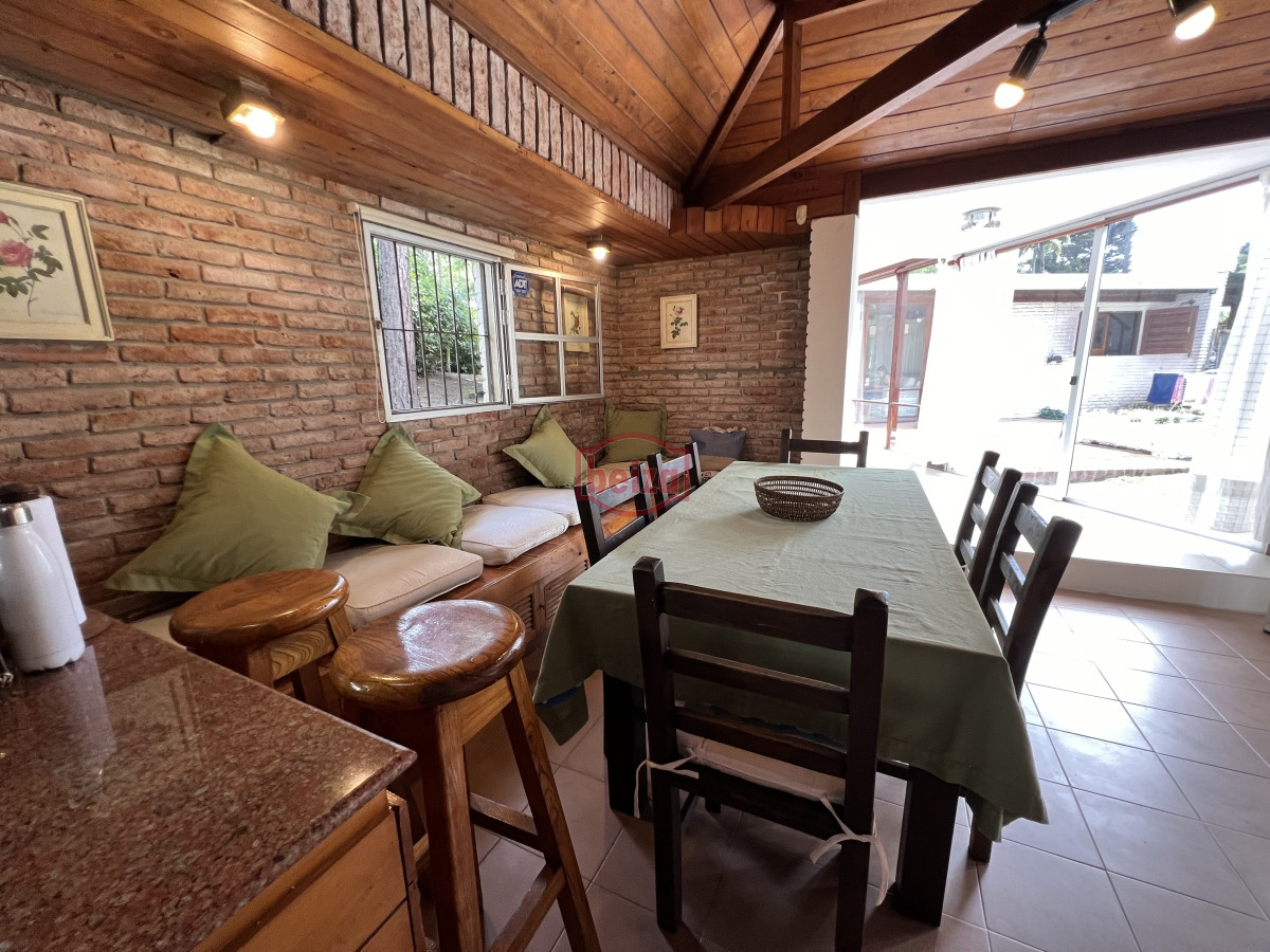 Casa ID.166543/CASA-EN-PROPIEDAD-HORIZONTAL,-EN-ZONA-DE-TIO-TOM - Casa en Lugano - Punta del Este