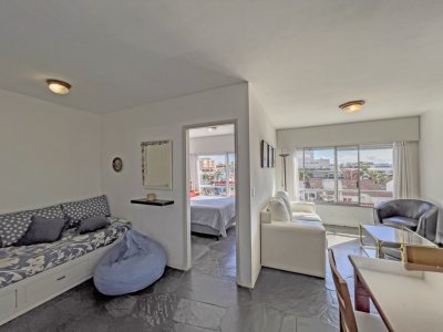 Peninsula 1 dormitorio y 1/2