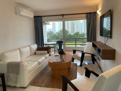 Apartamento en Punta del Este, Brava