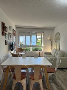 En alquiler, apartamento en parada 7 de playa mansa