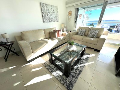 Apartamento en Mansa, 2 dormitorios * Parrillero