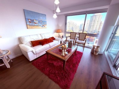 Apartamento en Playa Mansa de 3 Dormitorios - Punta del Este