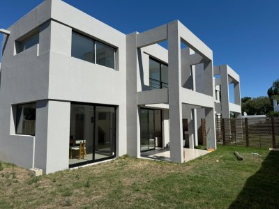 Apartamento 2 dormitorios en venta en La Barra