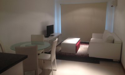 Mansa, edificio con servicios.