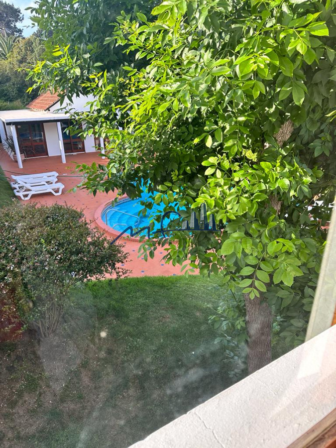 Apartamento ID.615 - ALQUILER TEMPORAL VILLA GIARDINO RINCON DEL INDIO PARADA 22 PLAYA BRAVA 3 DORMITORIOS 2 BAÑOS
