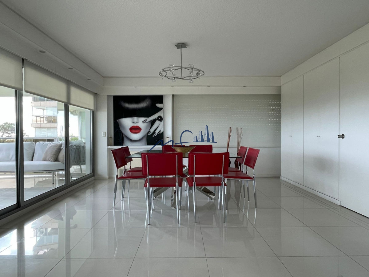 Apartamento ID.345 - Playa Mansa - Parada 6
