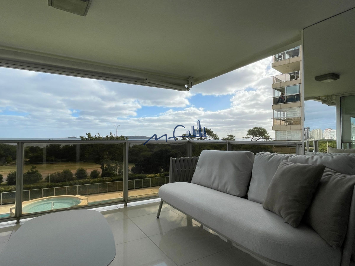 Apartamento ID.345 - Playa Mansa - Parada 6