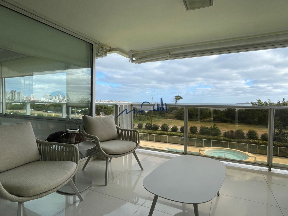 Apartamento ID.345 - Playa Mansa - Parada 6