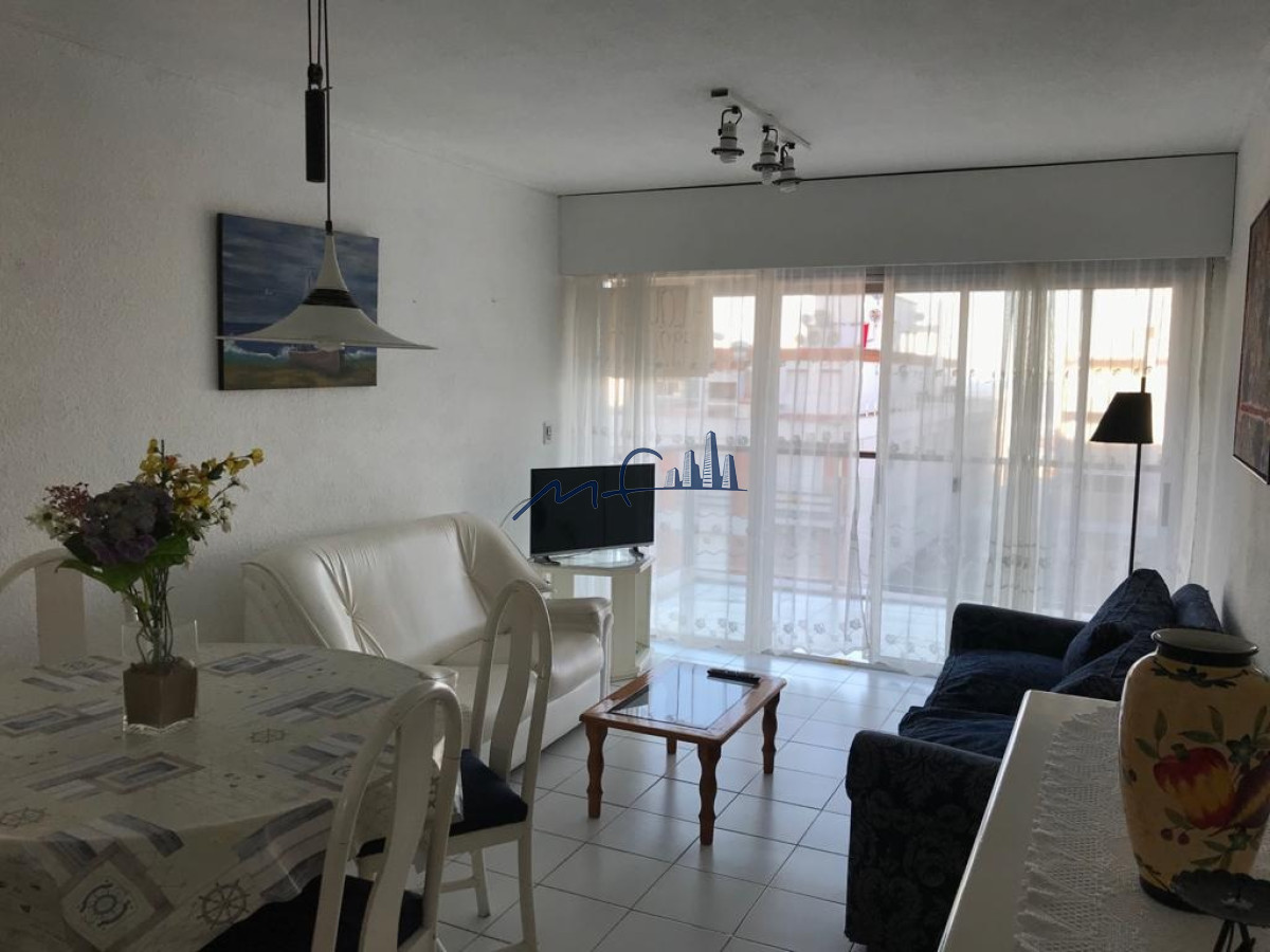 Apartamento ID.116 - Península Impecable 2 dormitorios 2 baños Garaje