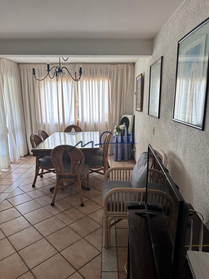 Apartamento ID.615 - ALQUILER TEMPORAL VILLA GIARDINO RINCON DEL INDIO PARADA 22 PLAYA BRAVA 3 DORMITORIOS 2 BAÑOS