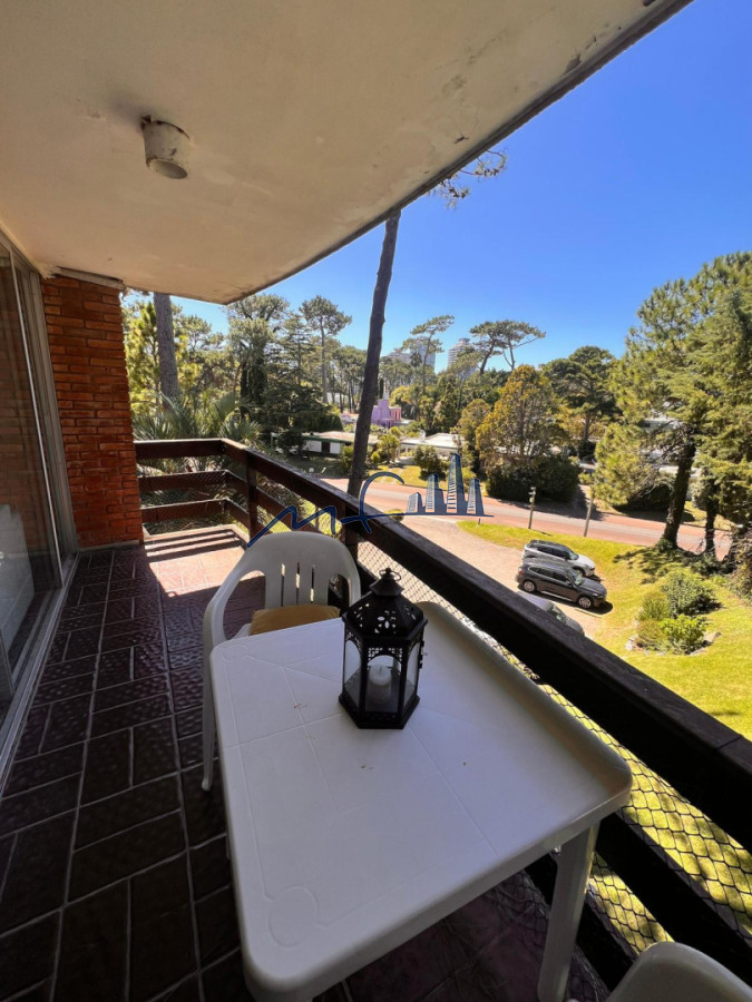Apartamento ID.787 - IMPERDIBLE OPORTUNIDA EN ARCOBALENO!!!: 2 DORM, AMUEBLADO, GARAJE, PISCINA, CANCHAS y PARRILLERO