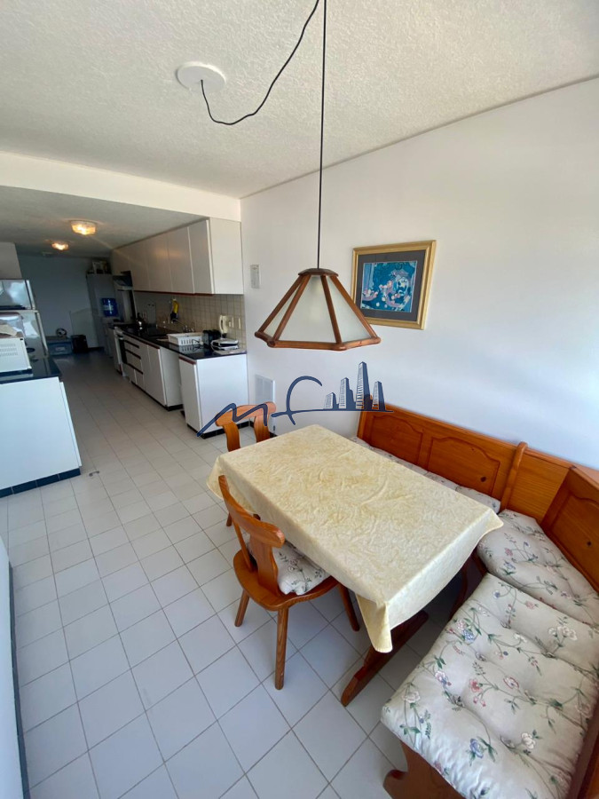 Apartamento ID.500 - TORRE TIBURON PARADA 8 PLAYA BRAVA PUNTA DEL ESTE VENTA U$S 700.000