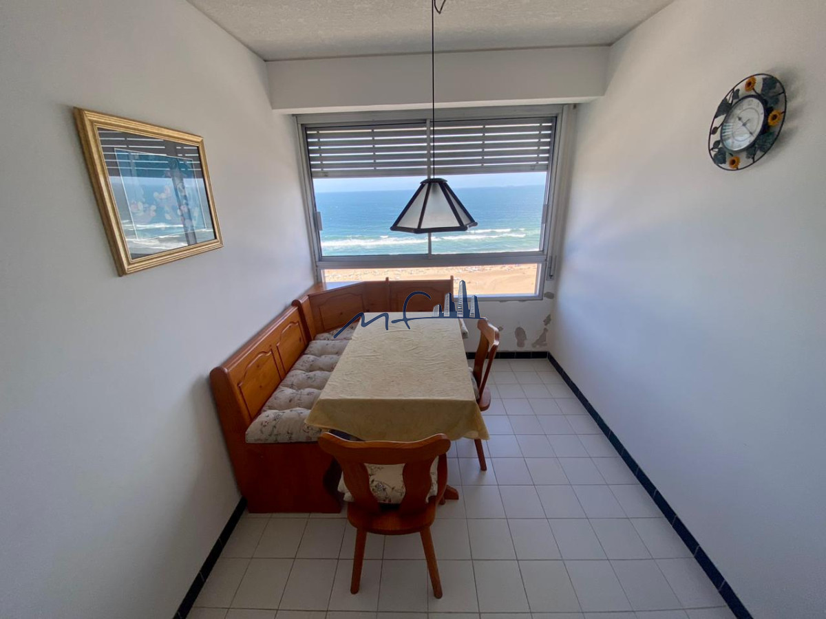 Apartamento ID.500 - TORRE TIBURON PARADA 8 PLAYA BRAVA PUNTA DEL ESTE VENTA U$S 700.000