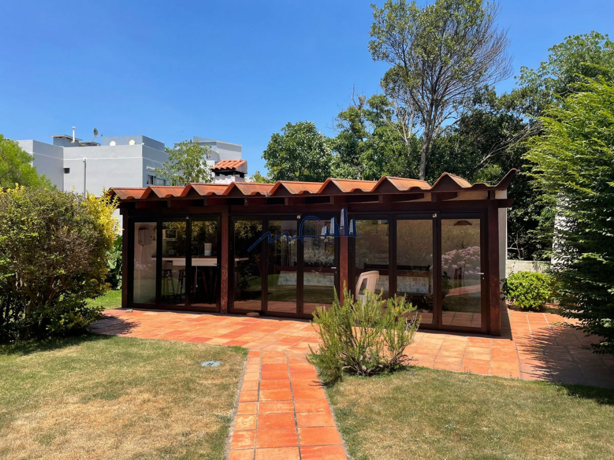 Apartamento ID.181 - Playa Mansa