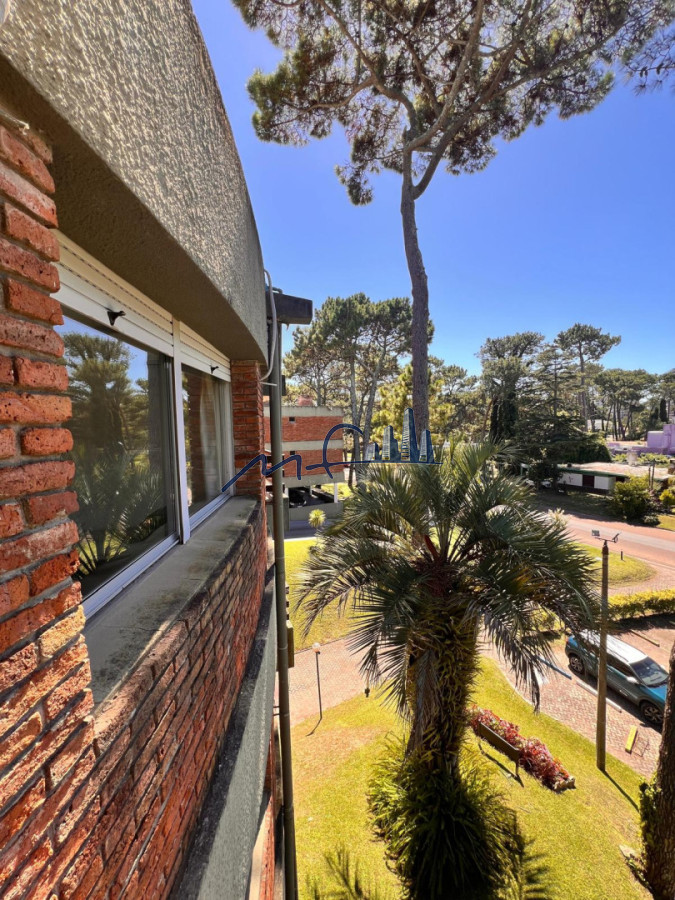 Apartamento ID.787 - IMPERDIBLE OPORTUNIDA EN ARCOBALENO!!!: 2 DORM, AMUEBLADO, GARAJE, PISCINA, CANCHAS y PARRILLERO