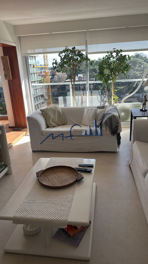 Apartamento ID.687 - ALQUILER TEMPORAL APARTAMENTO  2 DORMITORIOS Y MEDIO 2 BAÑOS