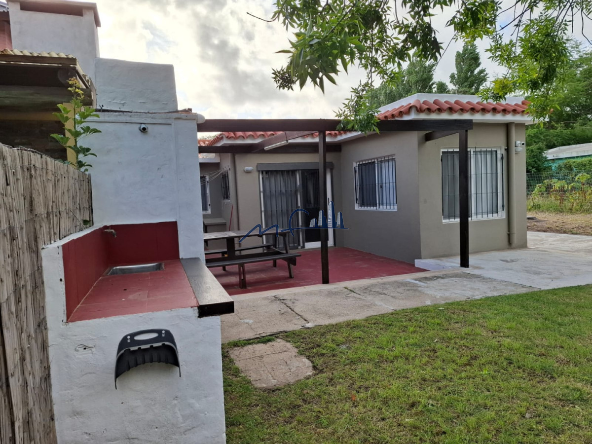 Casa ID.770 - VENTA y ALQUILER CASA 3 DORMITORIOS y 2 BAÑOS EN LA BARRA