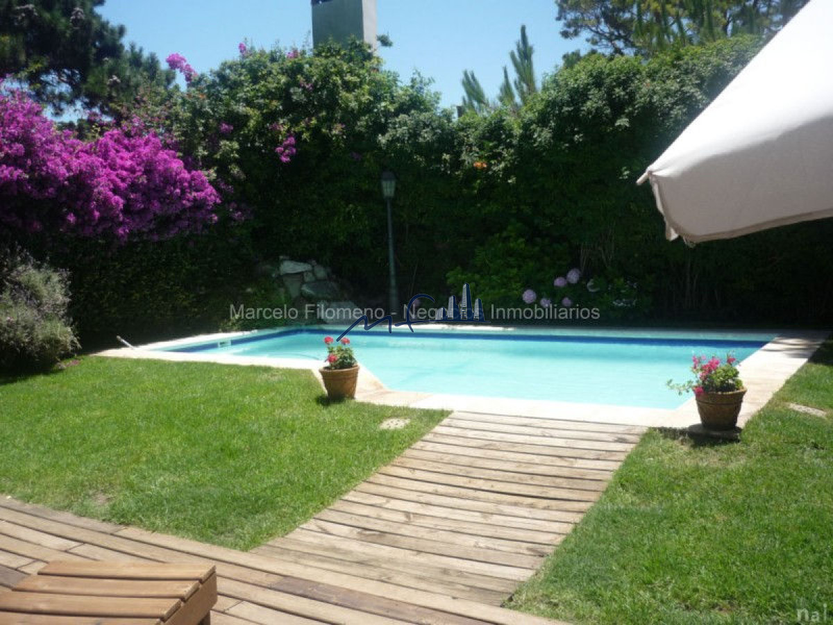Casa ID.151 - Playa Mansa