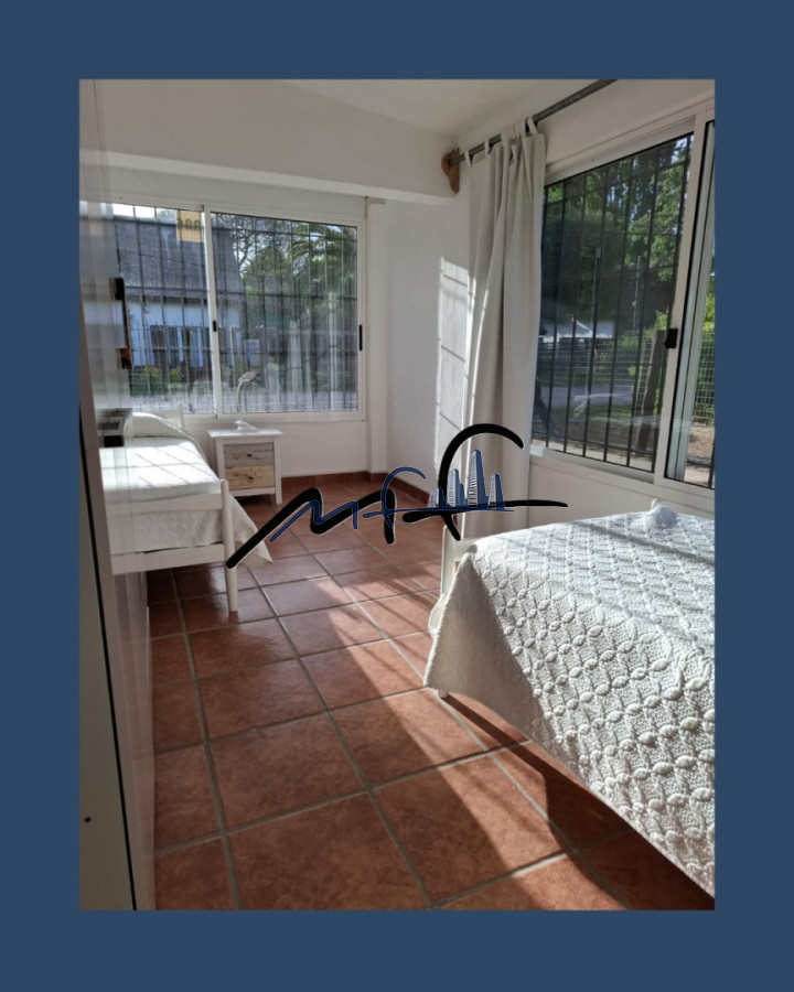 Casa ID.770 - VENTA y ALQUILER CASA 3 DORMITORIOS y 2 BAÑOS EN LA BARRA