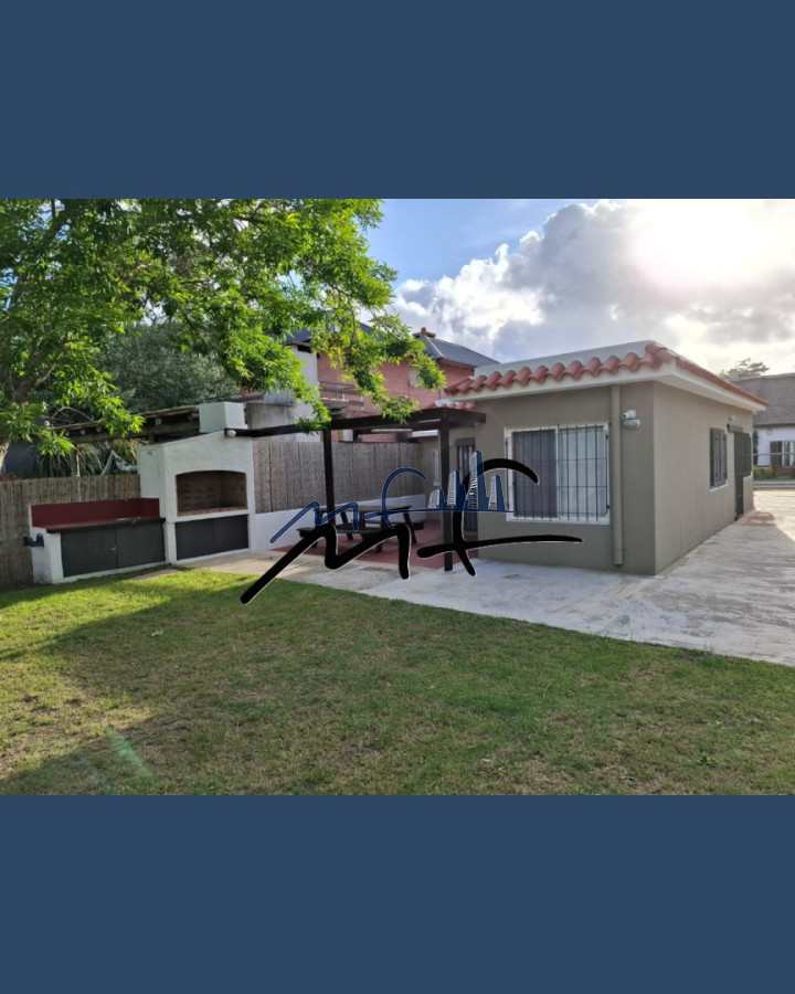 Casa ID.770 - VENTA y ALQUILER CASA 3 DORMITORIOS y 2 BAÑOS EN LA BARRA