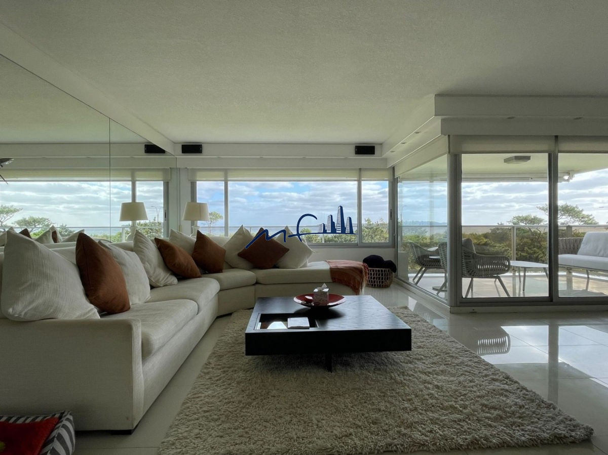 Apartamento ID.345 - Playa Mansa - Parada 6