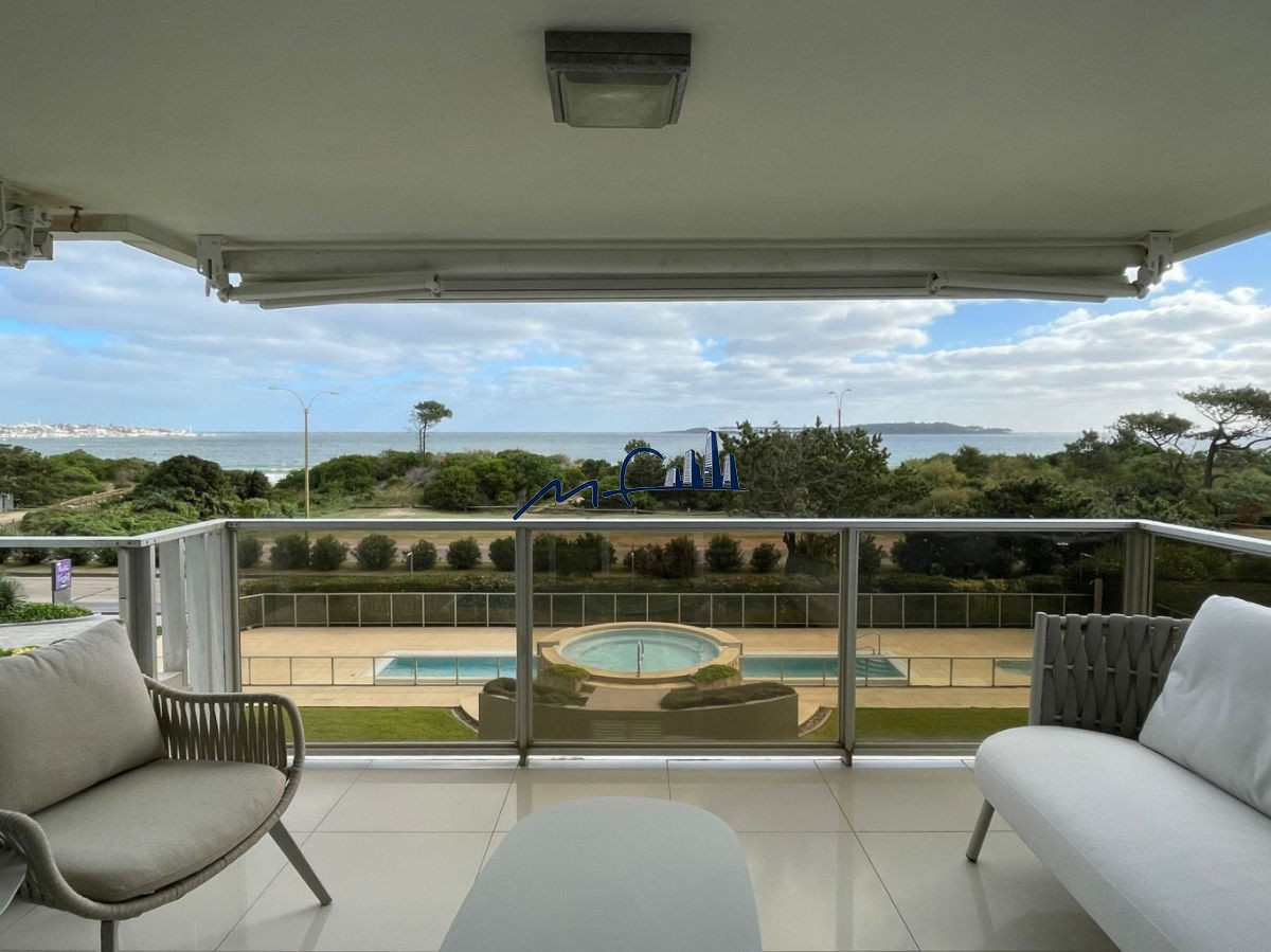 Apartamento ID.345 - Playa Mansa - Parada 6