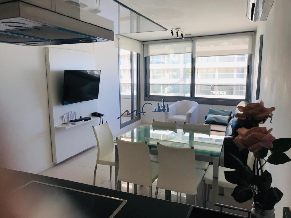 Apartamento ID.499 - VENTA APARTAMENTO  2 dormitorios y 2 baños Piso Alto.